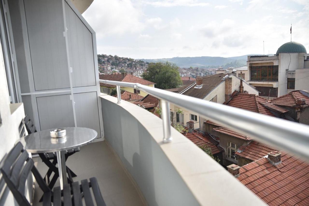 Studios Amigo Veliko Turnovo Bagian luar foto