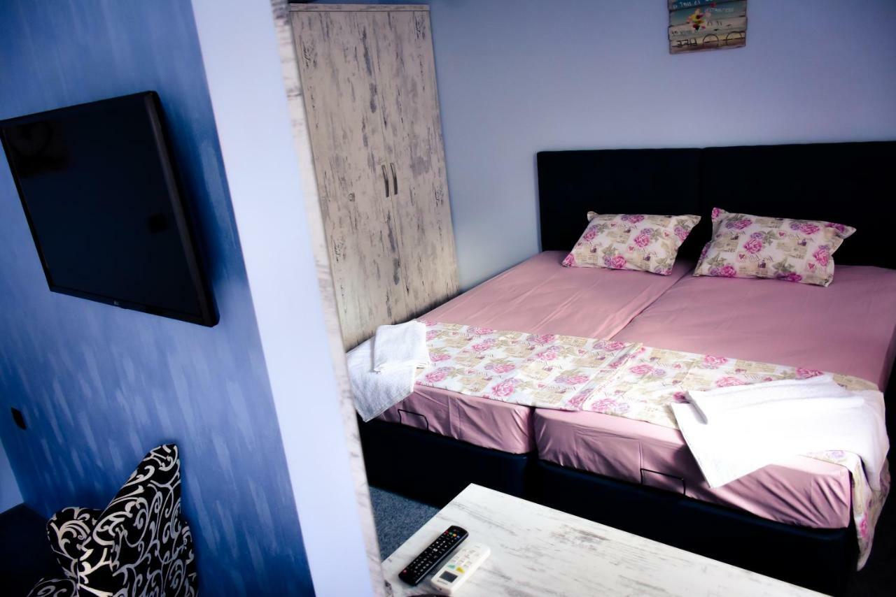 Studios Amigo Veliko Turnovo Bagian luar foto